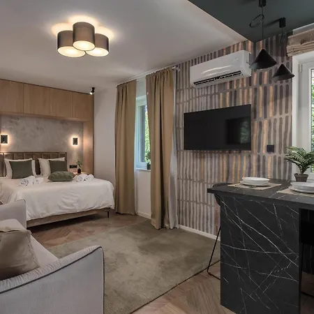 Luxury Pod Kastelom