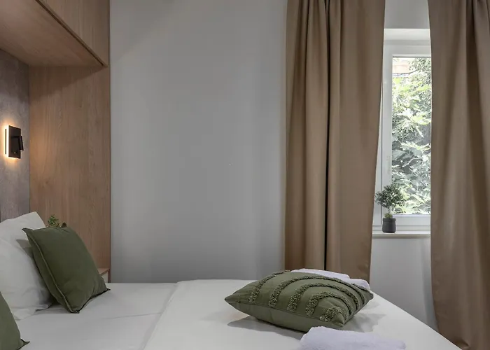 Apartment Luxury Pod Kastelom